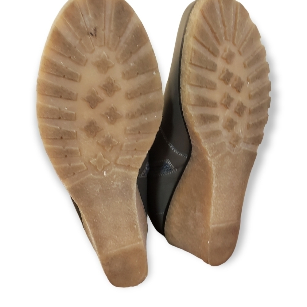 Mistral Ankle Boots - Picture 9 of 10